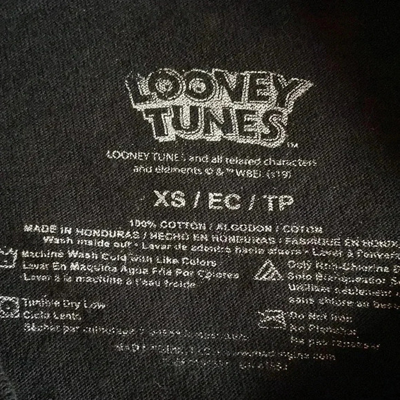 Looney  Tunes | Graphic Long Sleeve T-Shirt - Picture 6 of 6